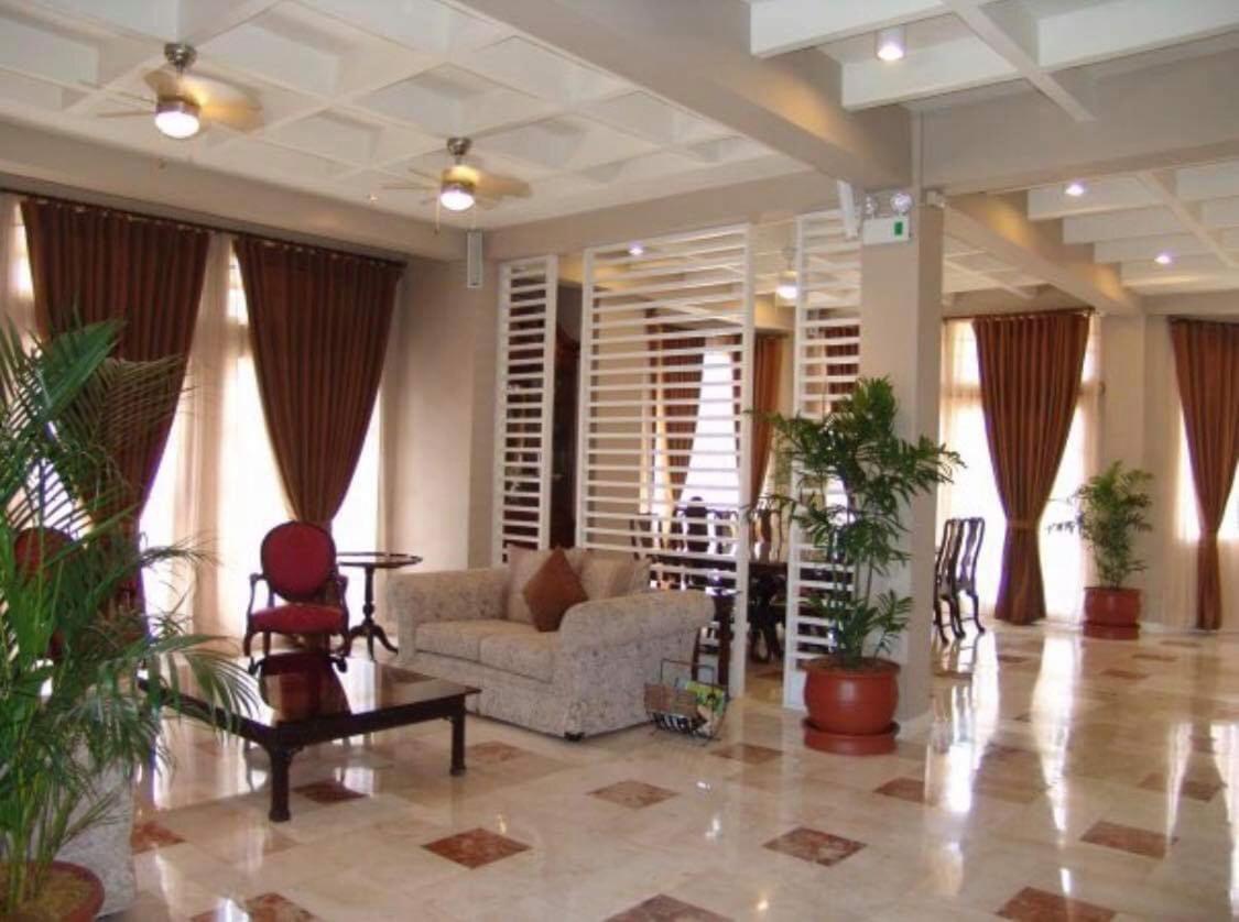 Citi Garden Suites Naga  Exterior photo