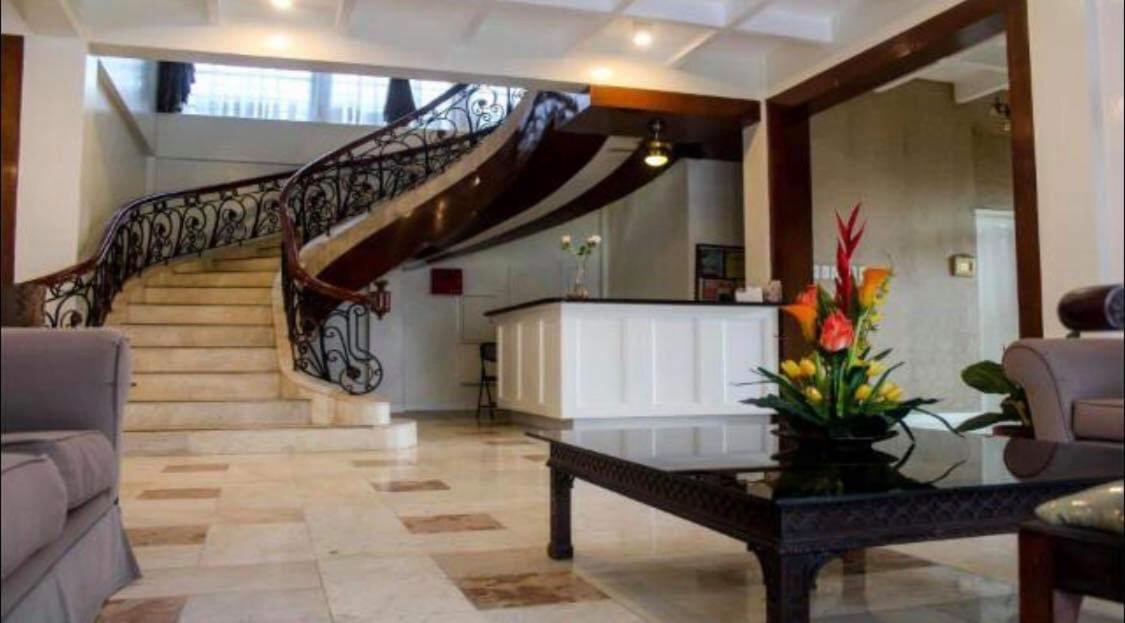 Citi Garden Suites Naga  Exterior photo